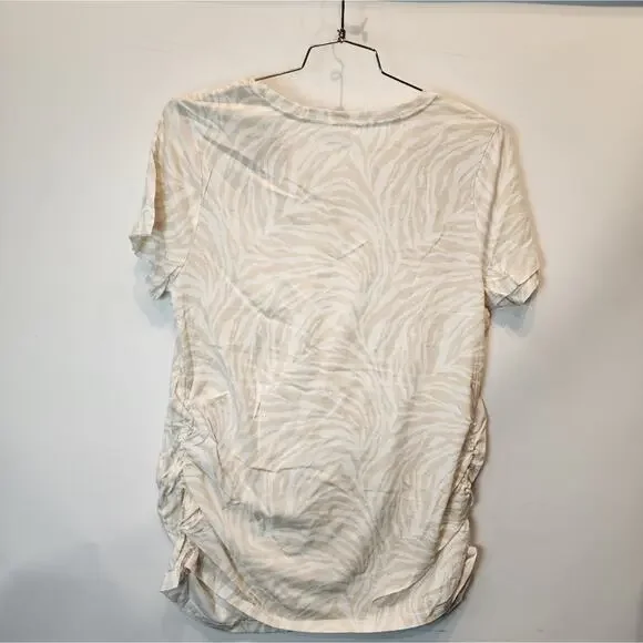 New Ingrid Maternity T-Shirt Animal Print V-Neck Tee Cool Lightweight Size XXL - Picture 7 of 7